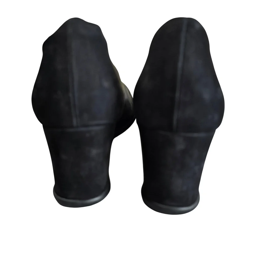 Arche black suede